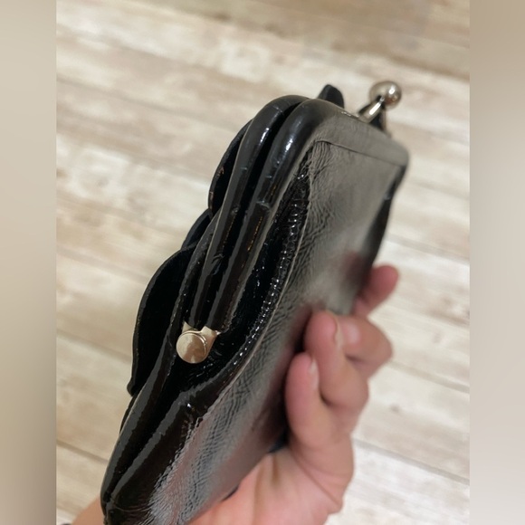 Brighton Purse Small Black Patent Leather Flower Floral Lining - Picture 4 of 16